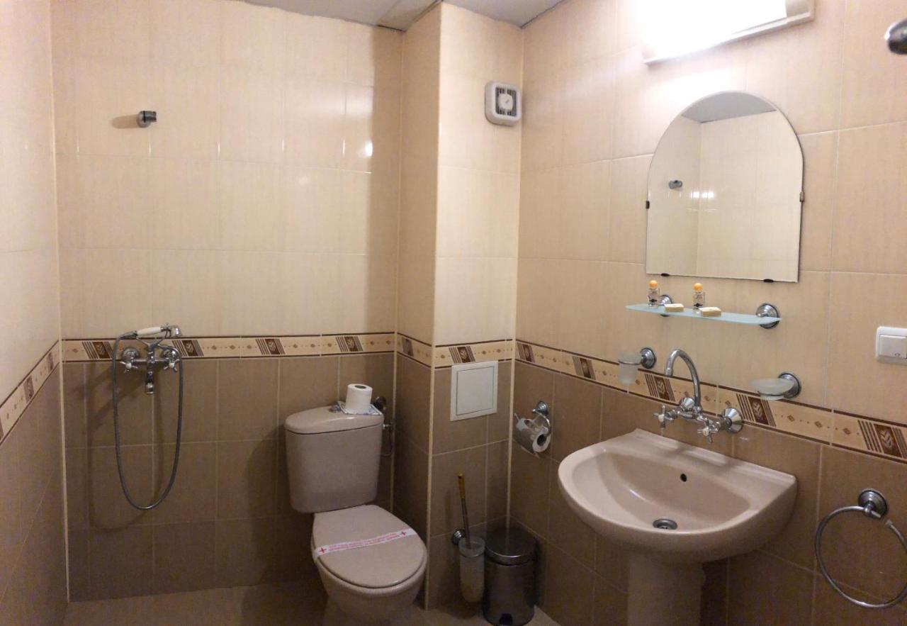 Family Hotel Littoral Sozopol Bagian luar foto