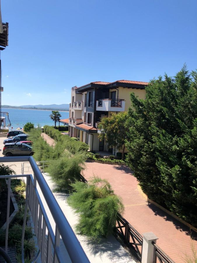 Family Hotel Littoral Sozopol Bagian luar foto